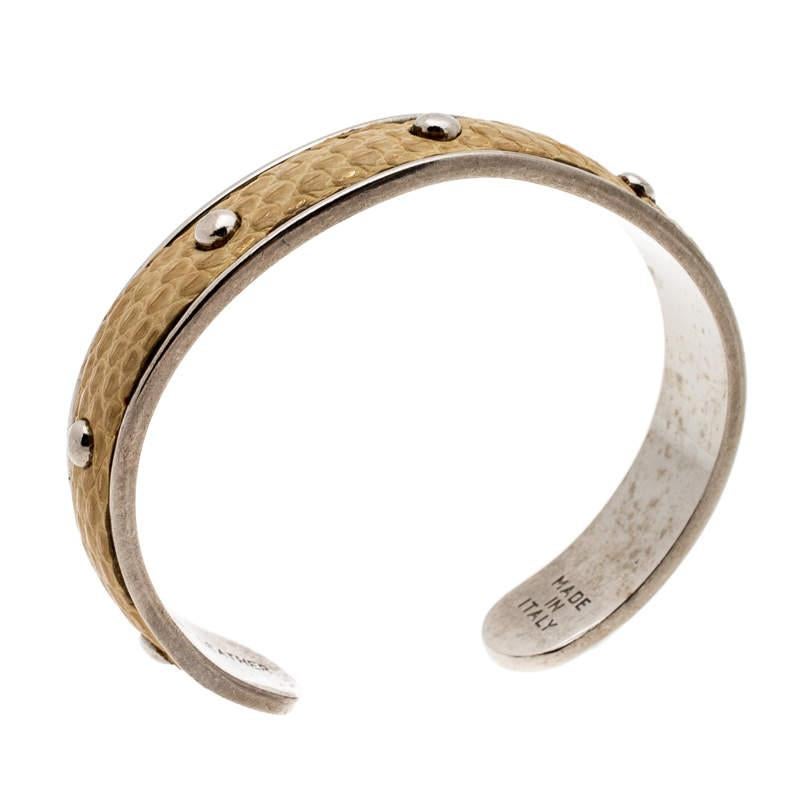 Tod's Mustard Leather Studded Silver Tone Narrow Cuff Bracelet In Good Condition For Sale In Dubai, Al Qouz 2