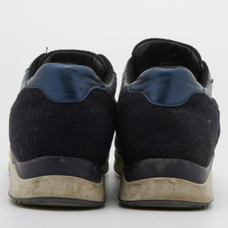 Tod's Marineblaue/Schwarze Turnschuhe aus Leder und Mesh mit niedrigem Oberteil Größe 37,5 im Angebot 3
