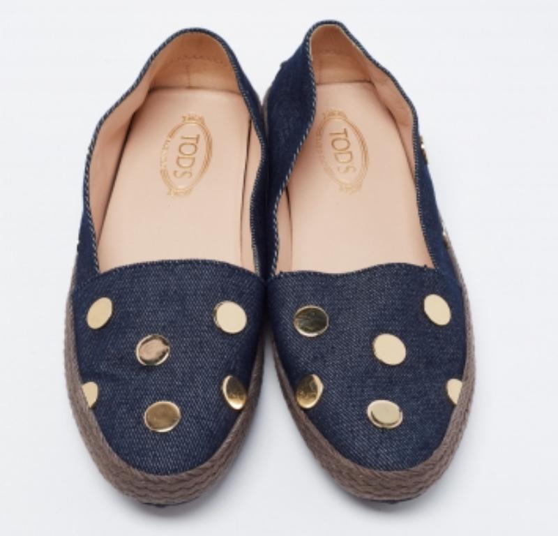 Tod's Espadrilles cloutées bleu marine taille 36,5 en vente 3