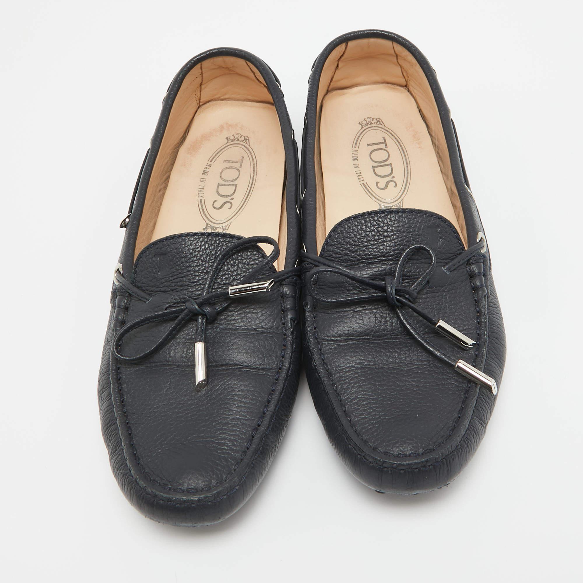 Black Tod's Navy Blue Leather Gommino Loafers Size 39.5 For Sale