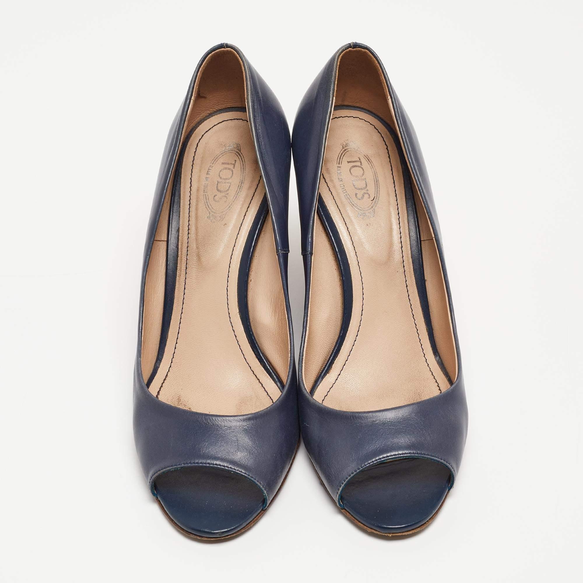 Gray Tod's Navy Blue Leather Peep Toe Wedge Pumps Size 38 For Sale