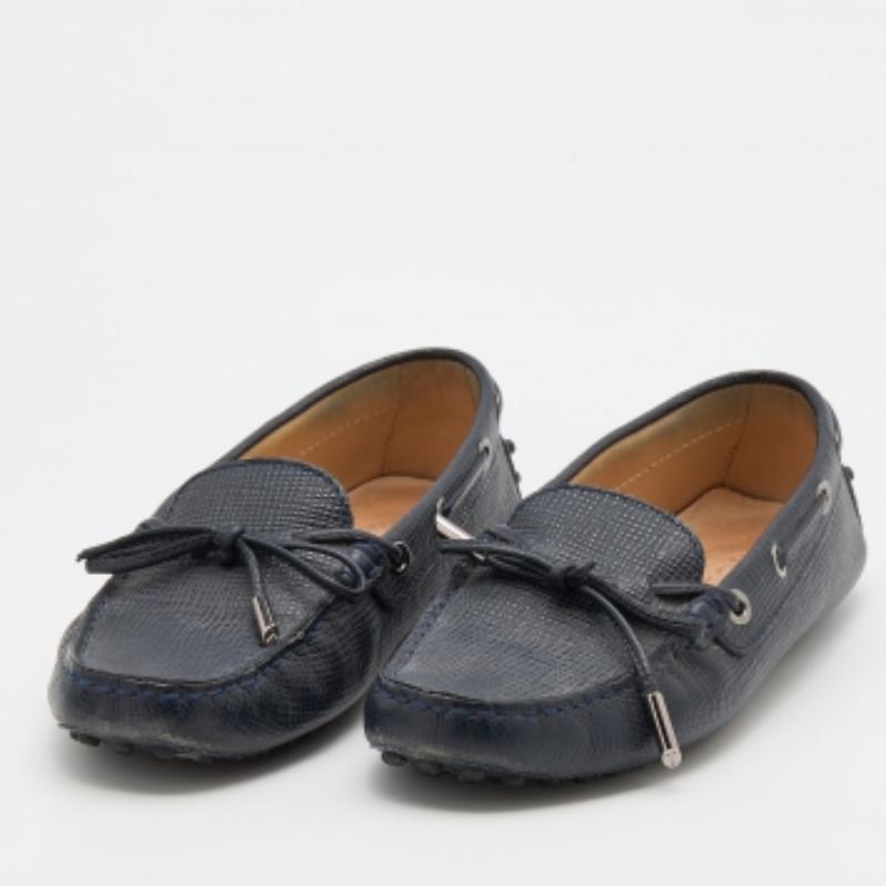 Practical, fashionable, and durable—these designer loafers are carefully built to be fine companions to your everyday style. They come made using the best materials to be a prized buy.