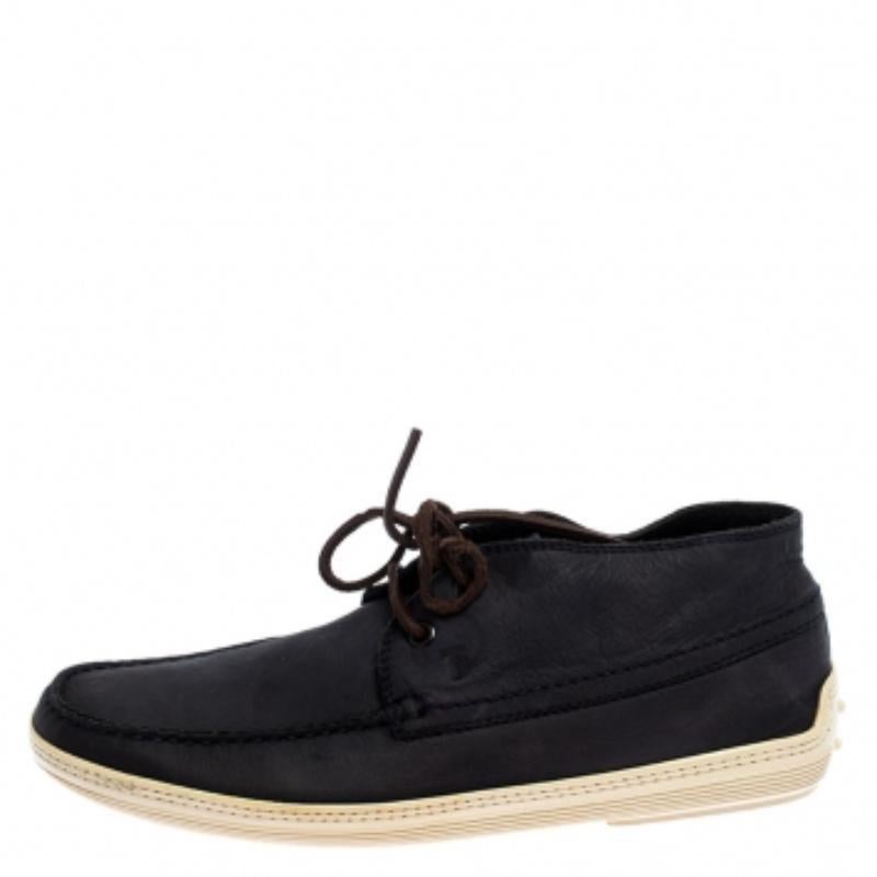 Tod's Sneakers alte in pelle nabuk blu navy taglia 41,5 in vendita
