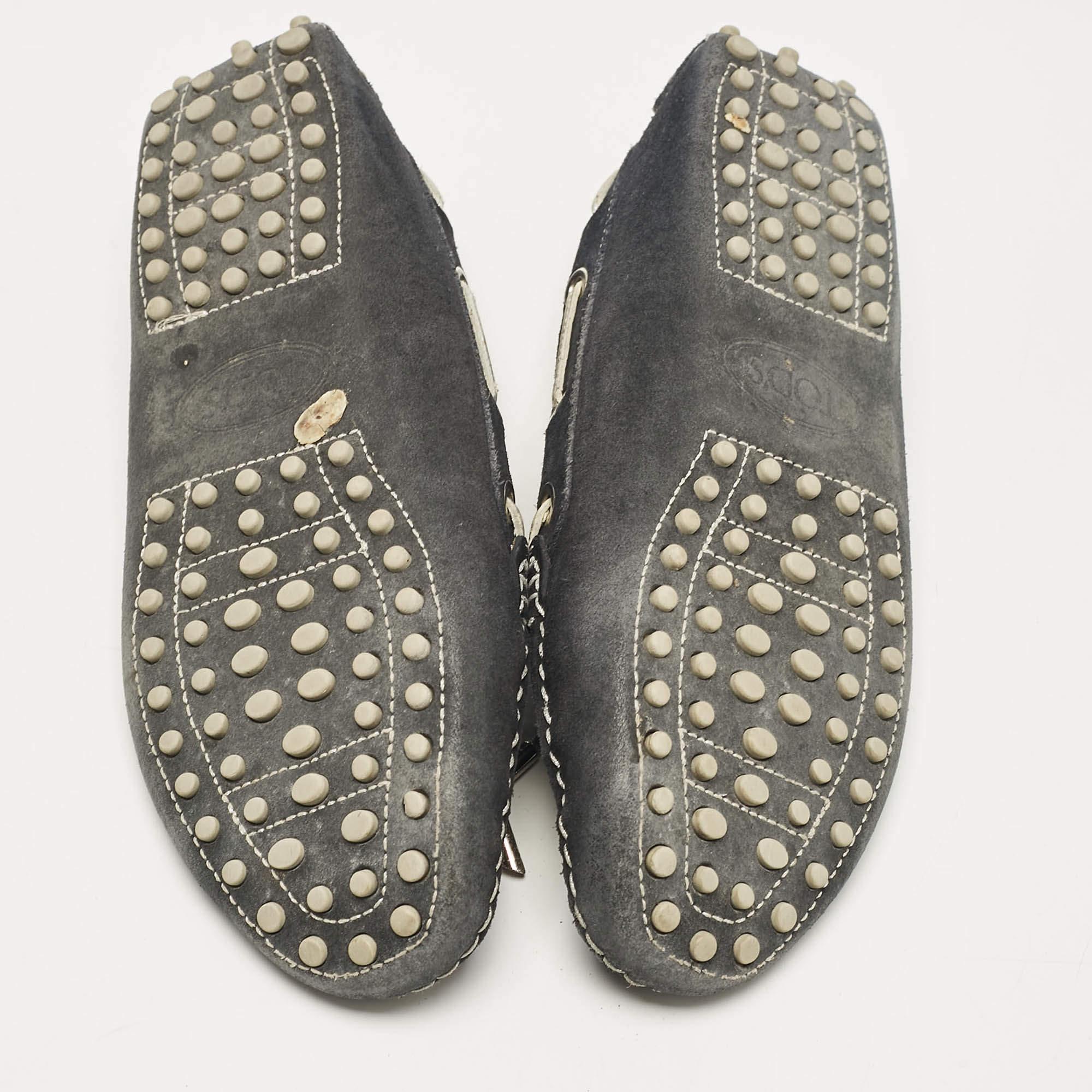 Tod's Navy Blue Suede Gommino Loafers Size 35.5 For Sale 1