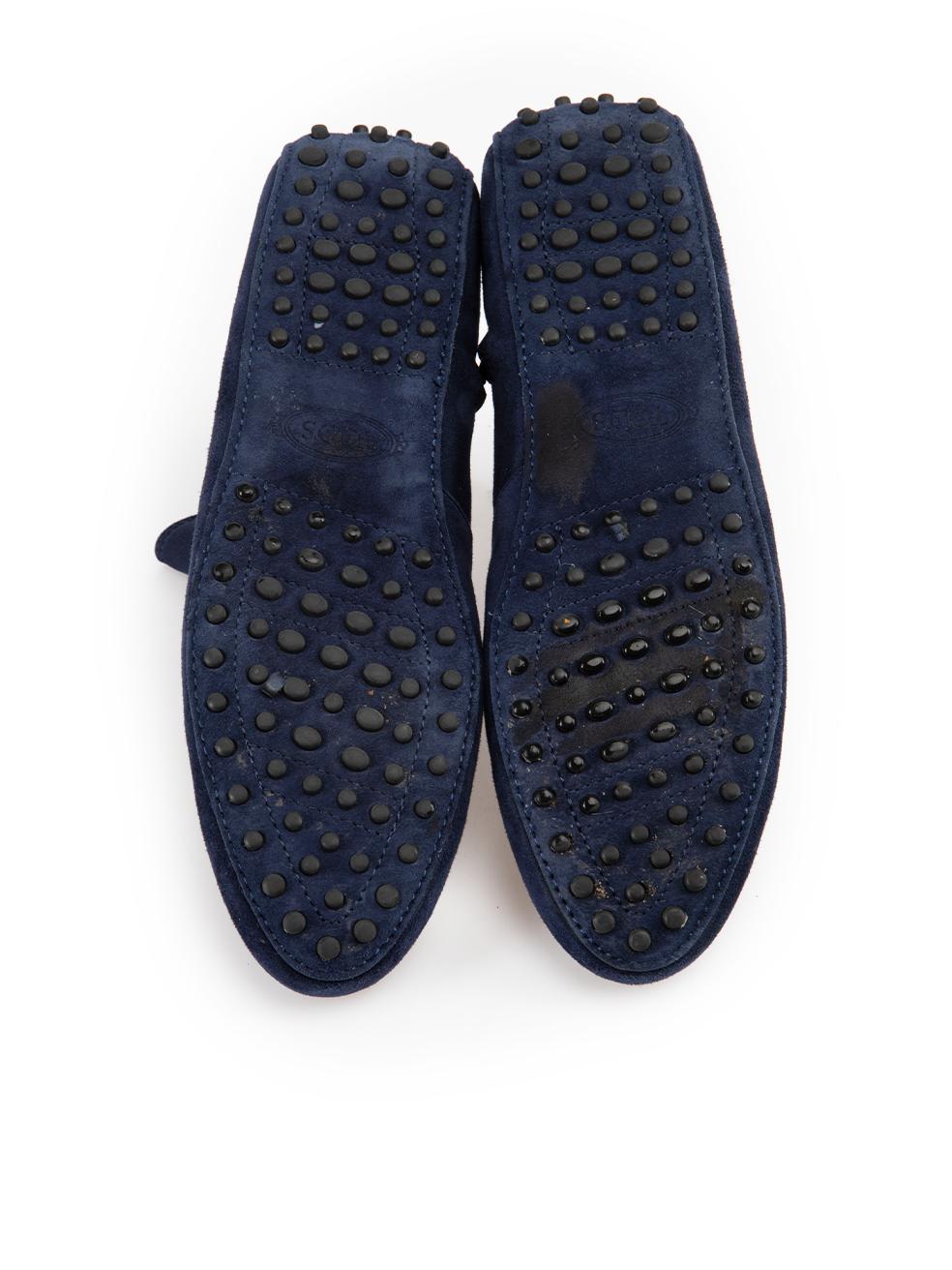 Tod's Navy Suede Whipstitch Accent Boots Size IT 40 In Excellent Condition For Sale In London, GB