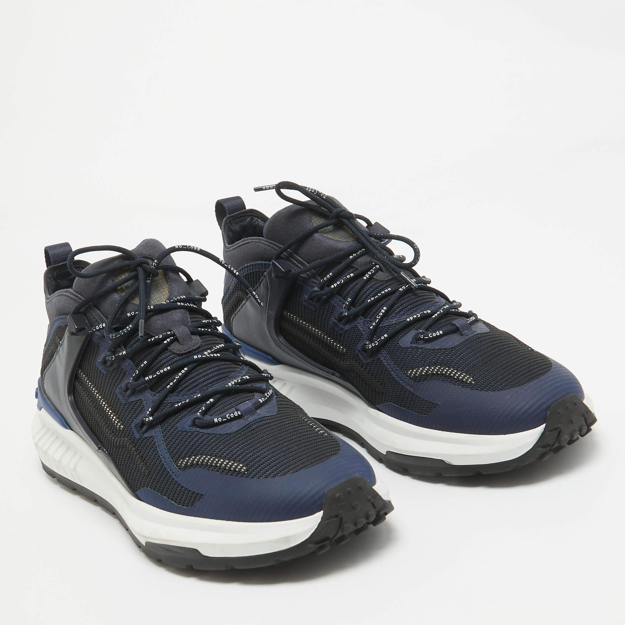 Tod's No Code Blue Leather and Mesh Low Top Sneakers 42 In Excellent Condition In Dubai, Al Qouz 2