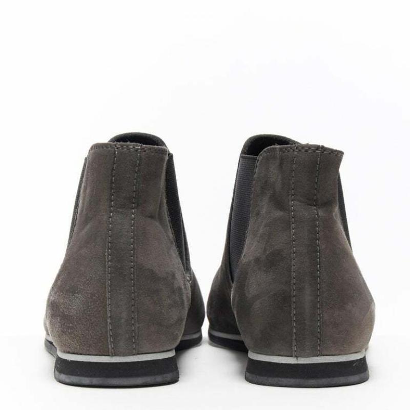 TOD'S No Code dark grey suede elastic gusset round toe flat ankle bootie EU37 For Sale 1