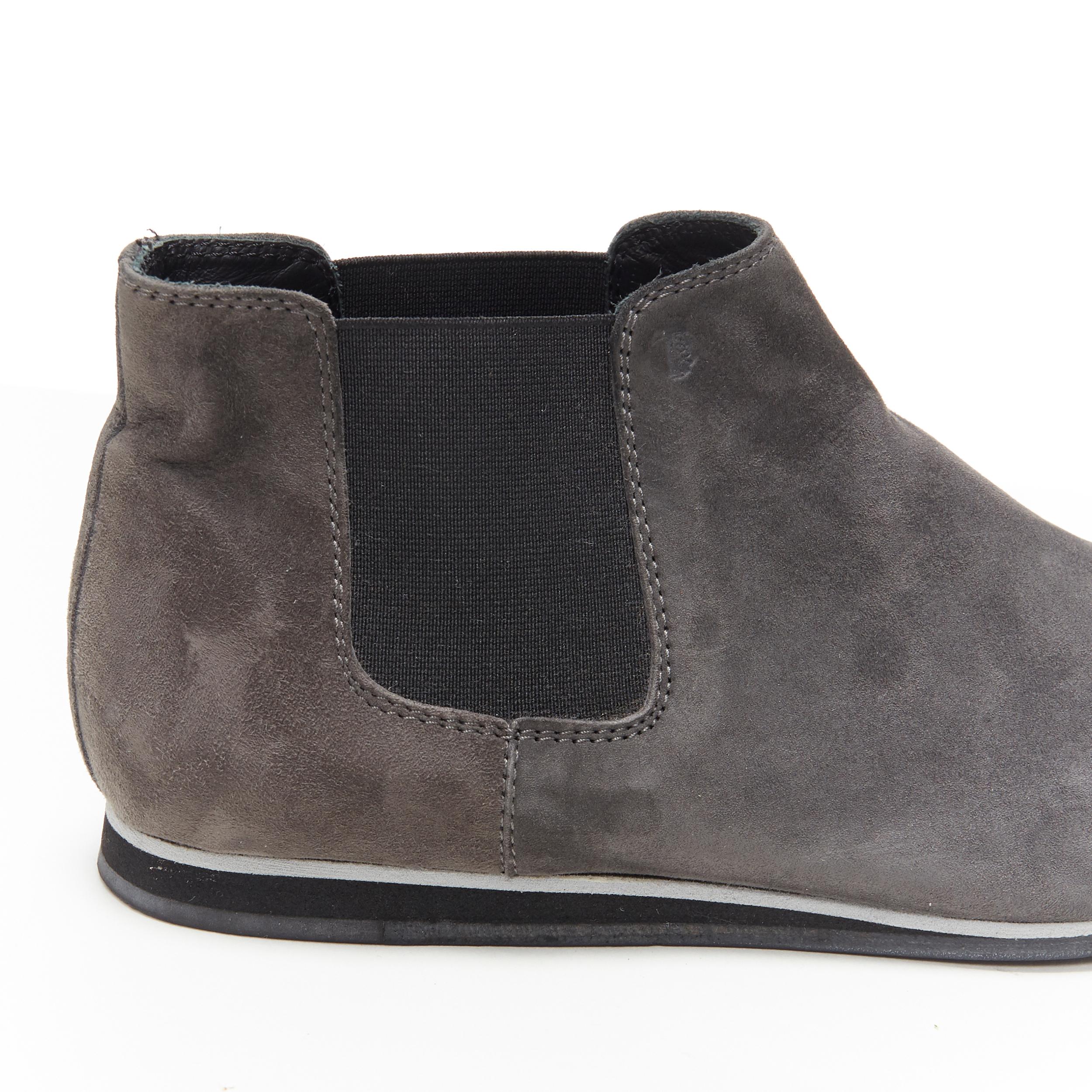 TOD'S No Code dark grey suede elastic gusset round toe flat ankle bootie EU37 For Sale 1