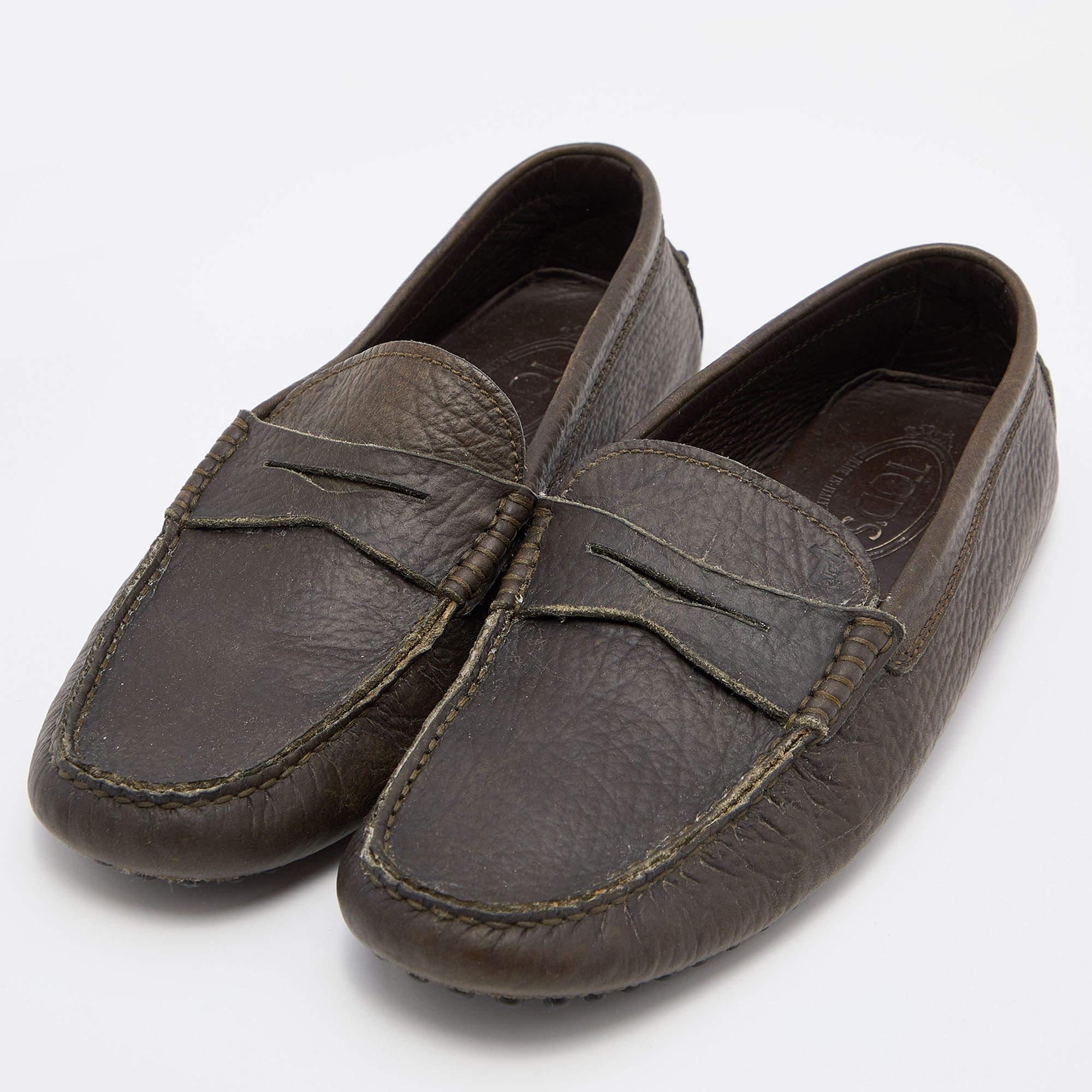 To perfectly complement your attires  we bring you this pair of loafers that speak nothing but style. The shoes have been crafted with skill and are designed to be easy to slip on. They are just the right choice to complement your fashionable side.
