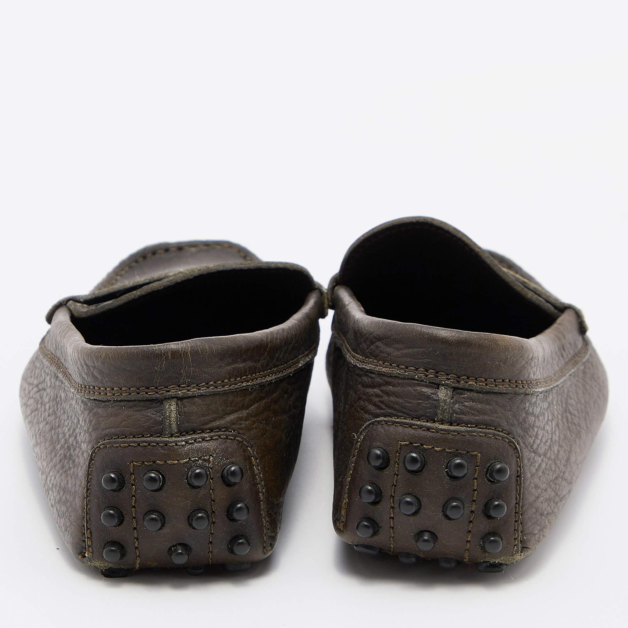 Men's Tod's Olive Green Leather Penny Slip On Loafers Size 40 For Sale