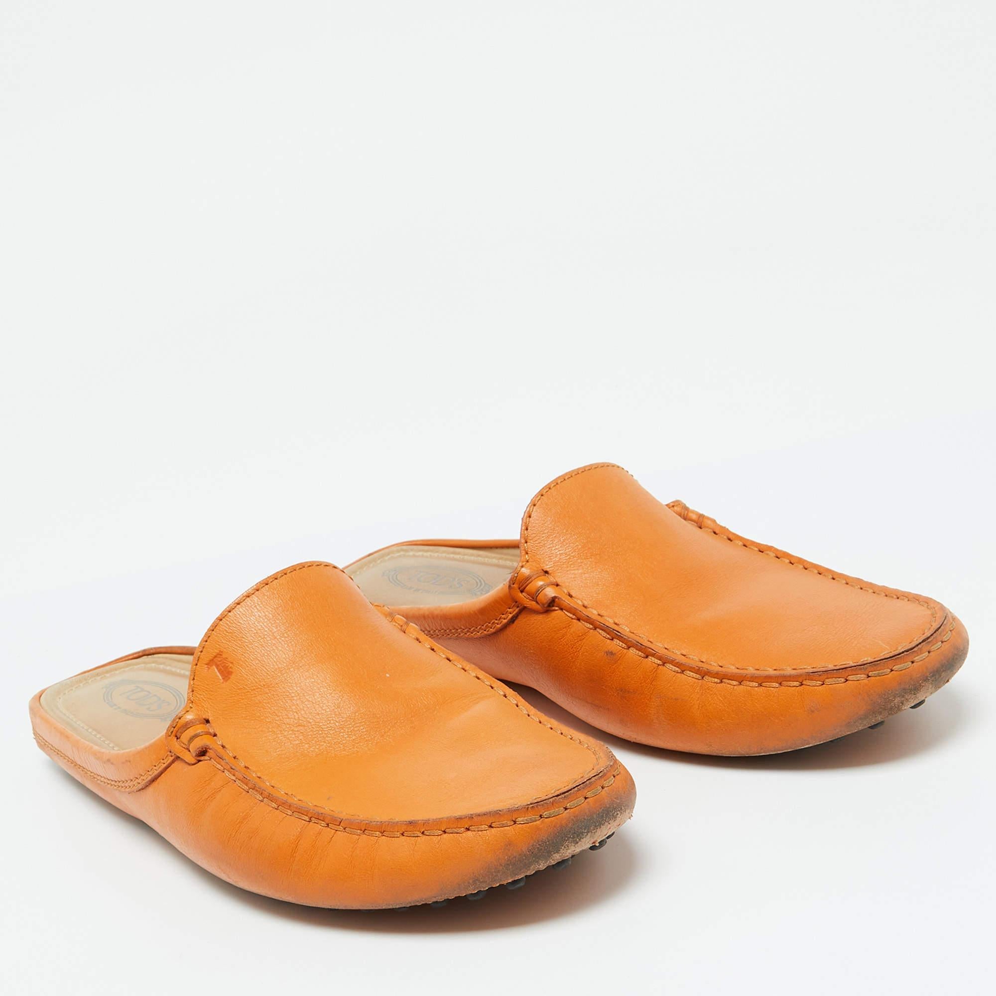 Women's Tod's Orange Leather Flat Loafer Mules Size 37.5 For Sale