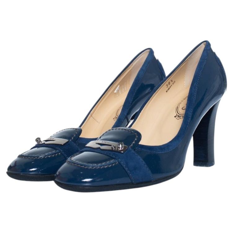 Tod's, mocassins en cuir verni en vente