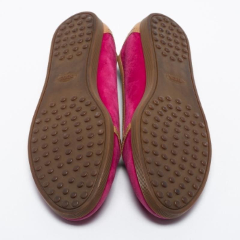 Ces ballerines élégantes reflètent l'attachement de la marque à un savoir-faire irréprochable. Ils sont conçus pour être bien ajustés et durables. Cette paire de chaussures offre le meilleur du confort.