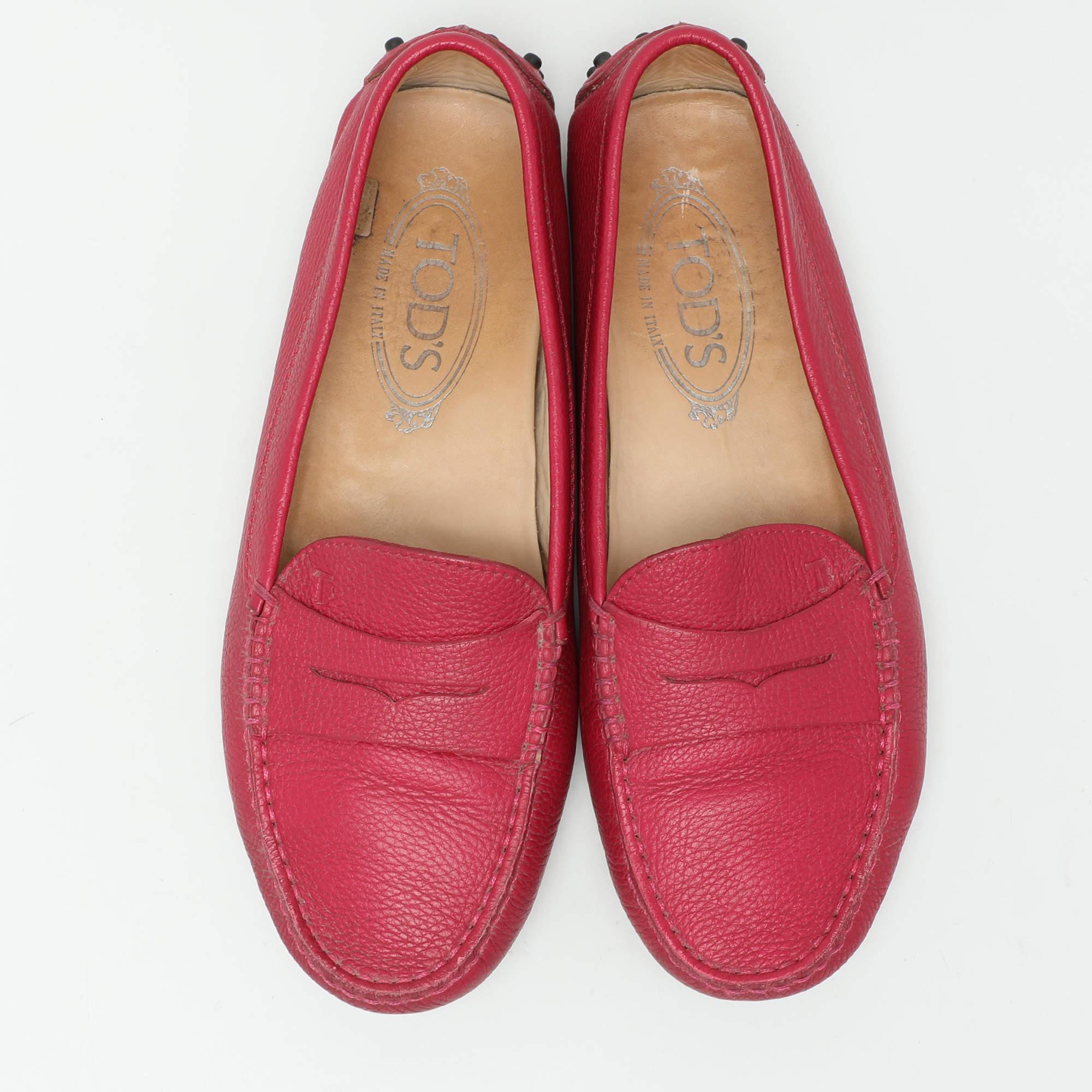 Tod's Rosa Leder Penny Loafers aus Leder Größe 37,5 (Pink) im Angebot