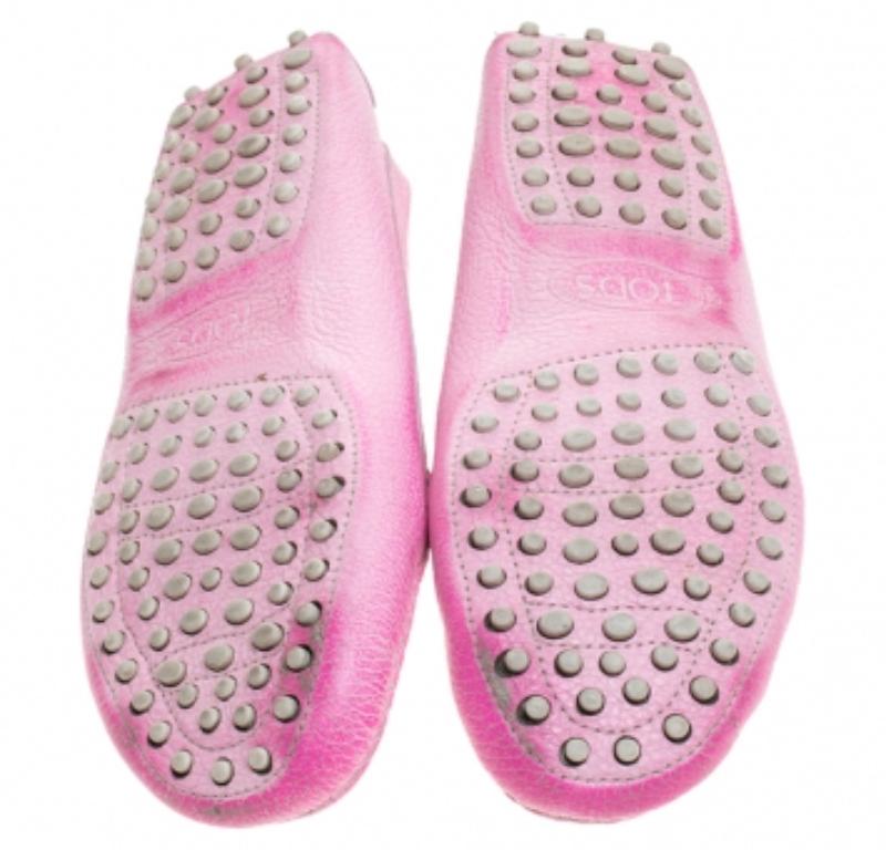 Tod's Slip On Loafers Penny en cuir rose, taille 37,5 en vente 1
