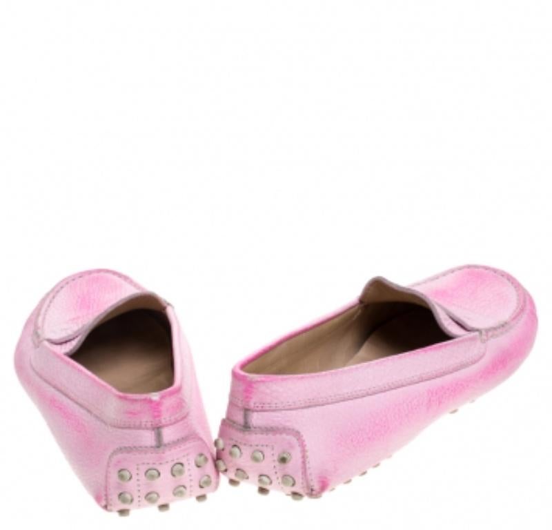 Tod's Slip On Loafers Penny en cuir rose, taille 37,5 en vente 2