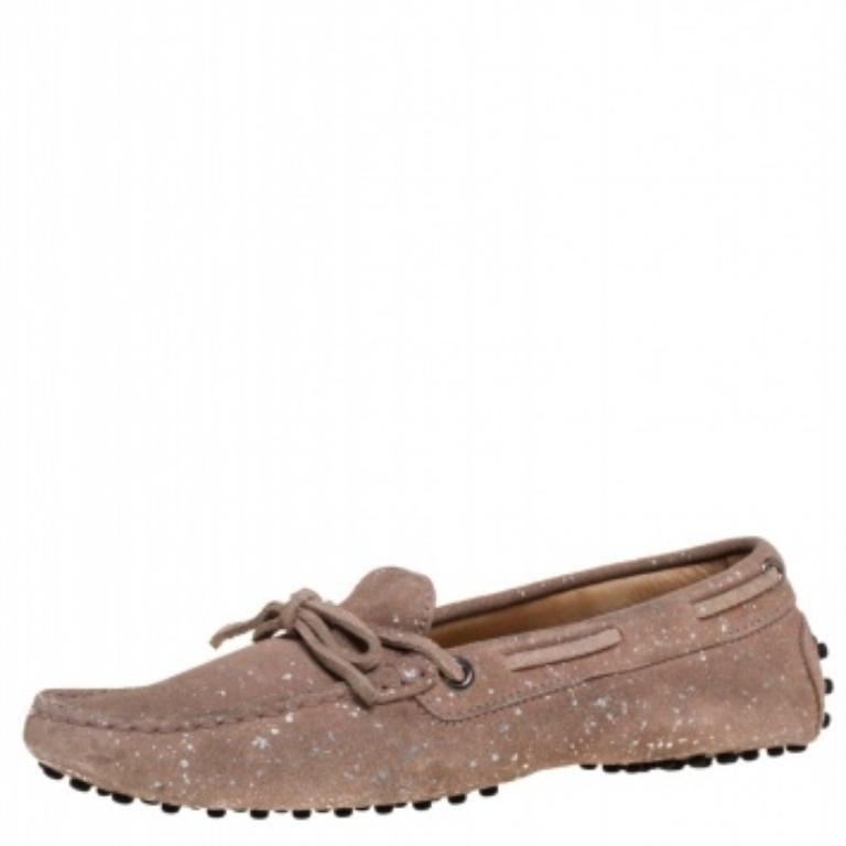 Tod's Pink Suede And Silver Paint Spot Bow Loafers Size 37.5 For Sale 1