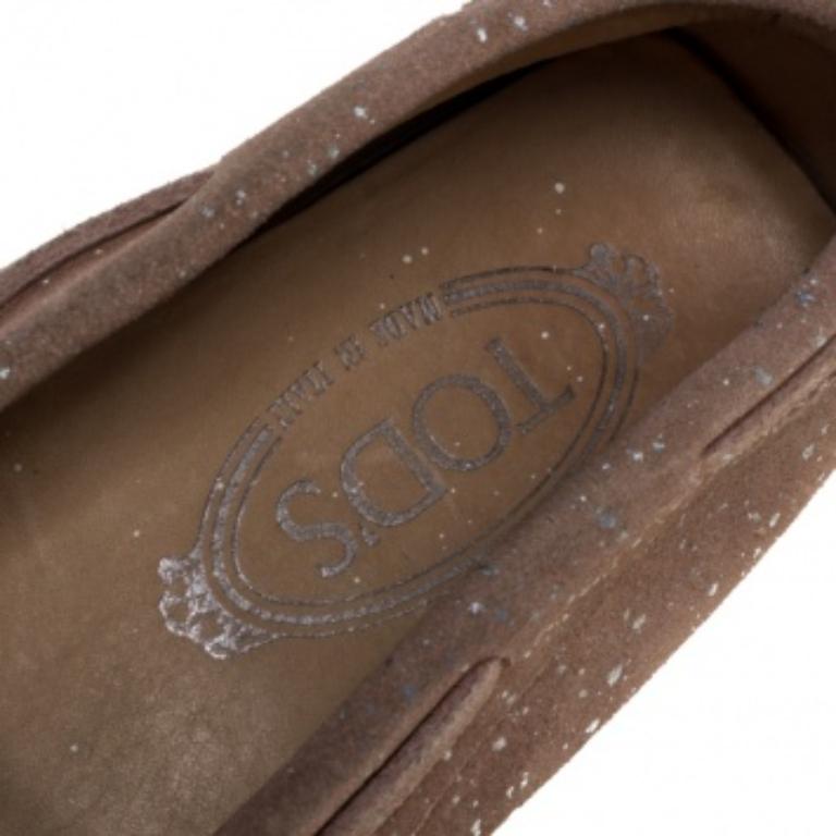 Tod's Pink Suede And Silver Paint Spot Bow Loafers Size 37.5 For Sale 2