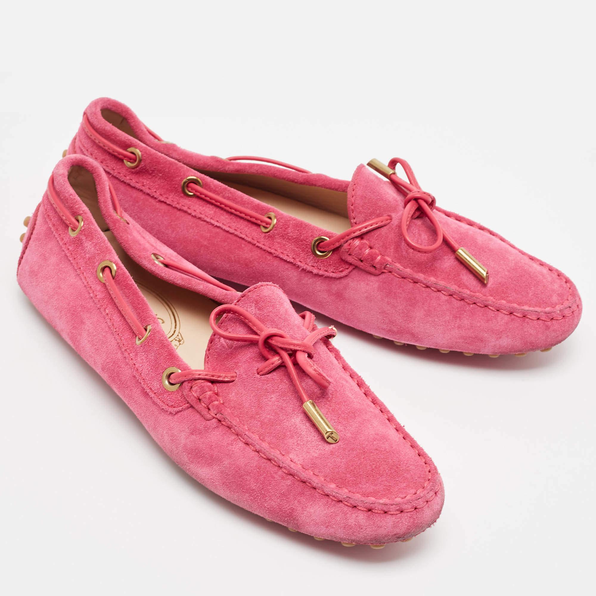Women's Tod's Pink Suede Slip On Loafers Size 37 For Sale