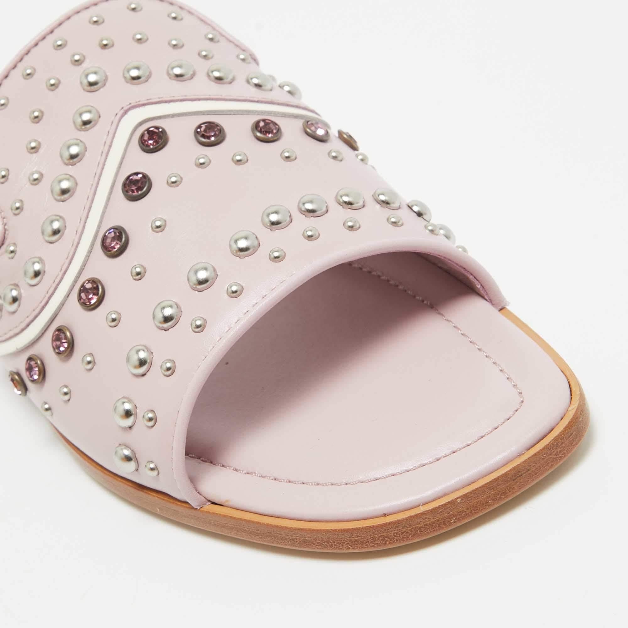Tod's, pelle viola, cristallo impreziosito, taglia 37,5 in vendita 2