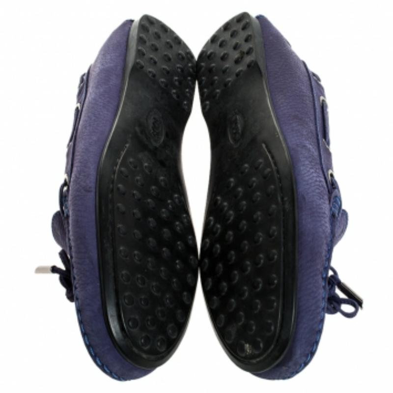 Tod's Purple Nubk Leather Bow Gommino Loafers Size 38.5 en vente 1
