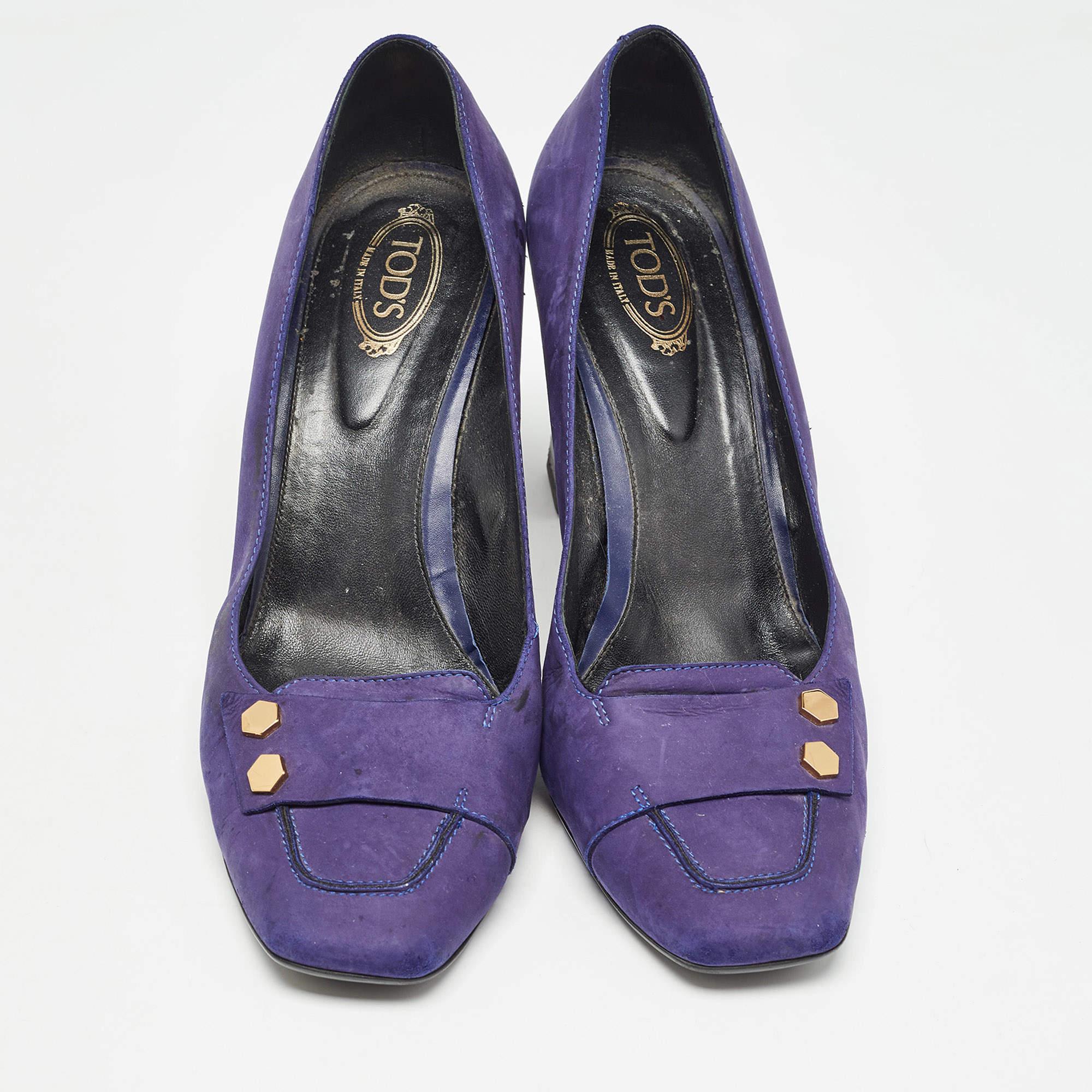 Tod's Purple Nubuck Leather Square Toe Pumps Size 41 In Fair Condition For Sale In Dubai, Al Qouz 2