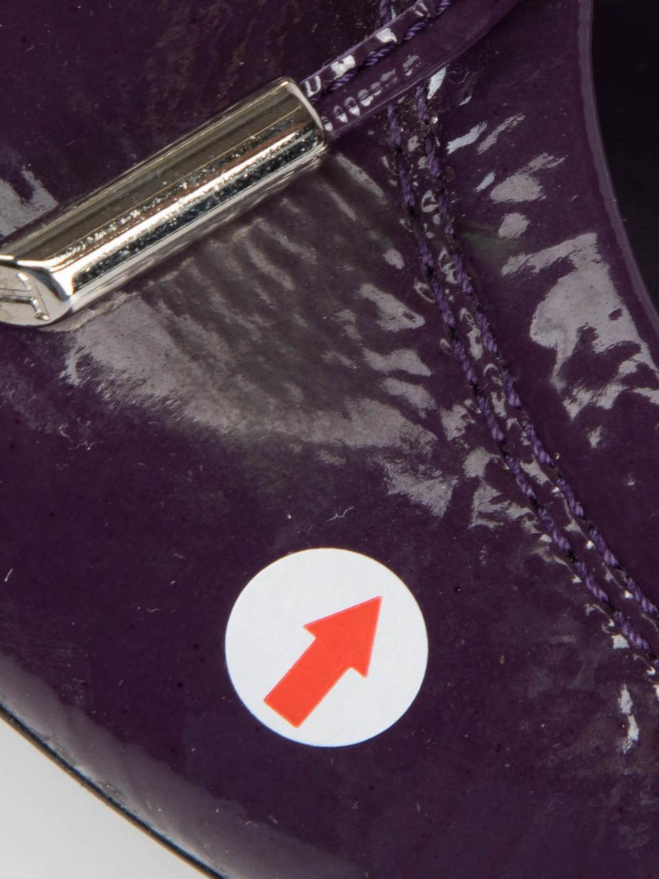 Tod's Chaussures de conduite violettes en cuir verni Taille IT 37,5 en vente 4