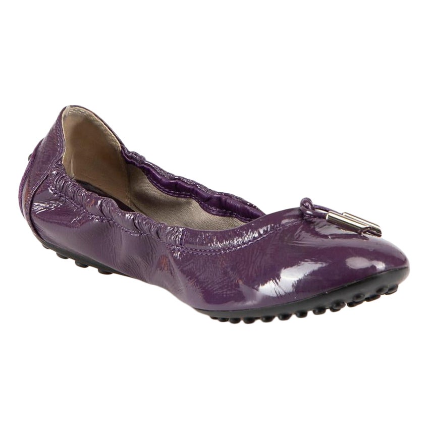 Tod
s Zapatos de conducir de charol morado Talla IT 37.5 en venta