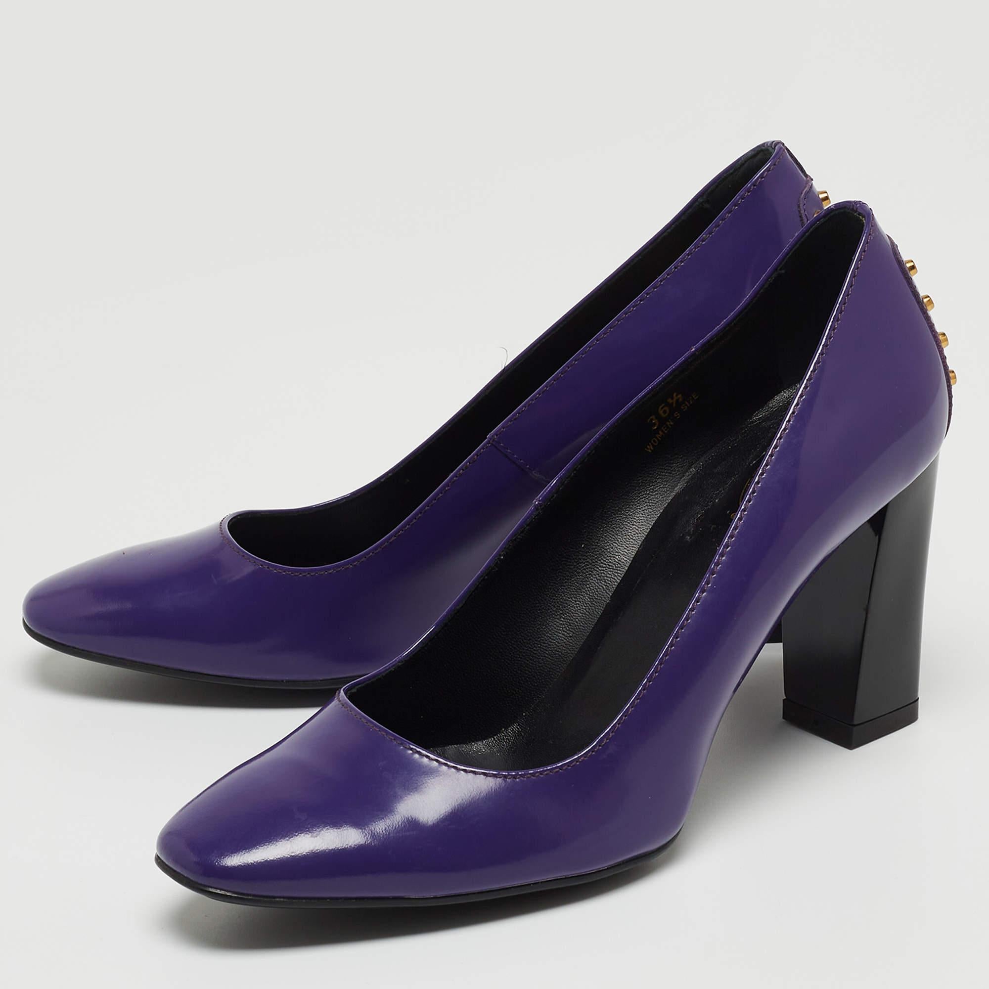 Make a chic style statement with these designer pumps. They showcase sturdy heels and durable soles perfect for your fashionable outings