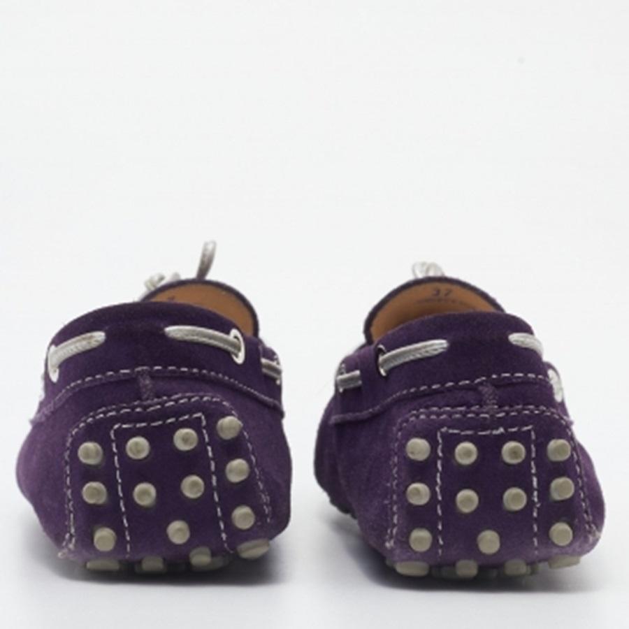 Tod's - Mocassins en daim et cuir avec nœud violet/argenté, taille 37 en vente 4