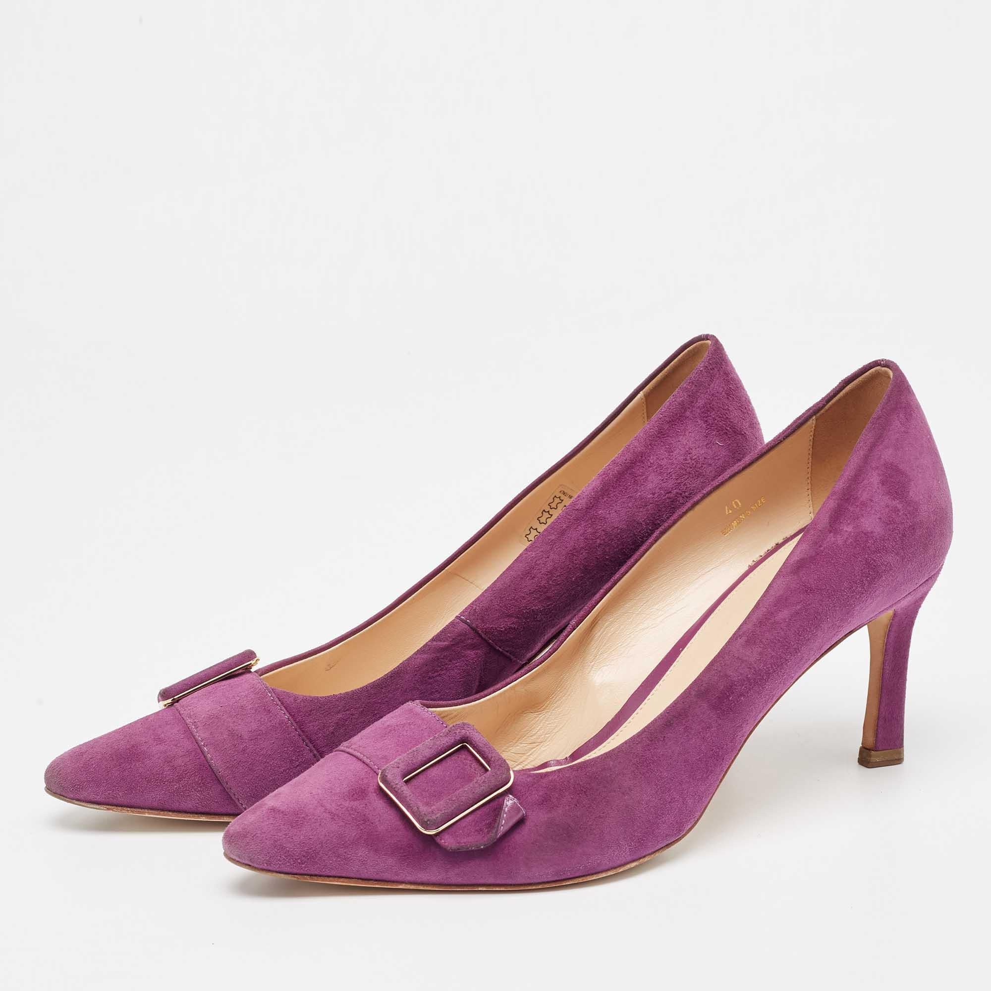 These timeless designer shoes are meant to last you season after season. They have a comfortable fit and high-quality finish.