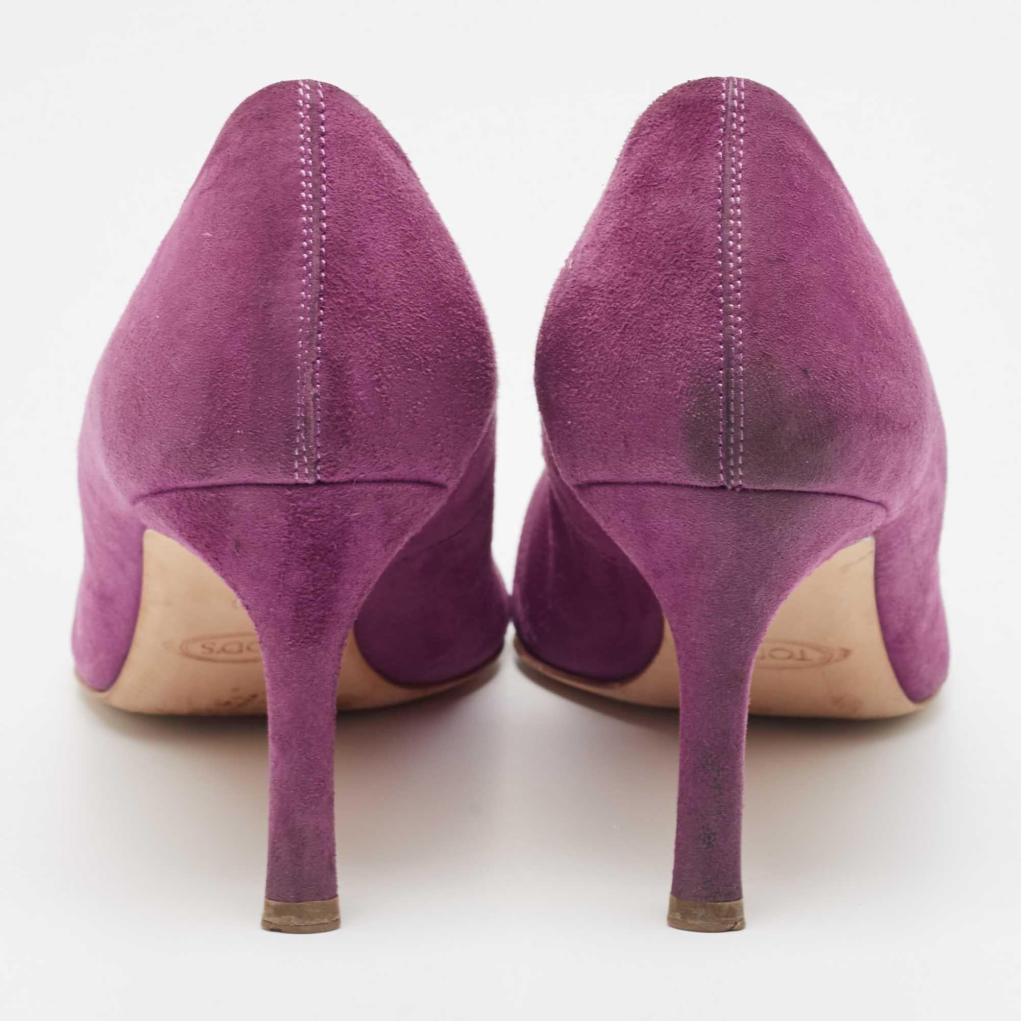 Tod's Purple Suede Buckle Pumps Size 40 For Sale 1