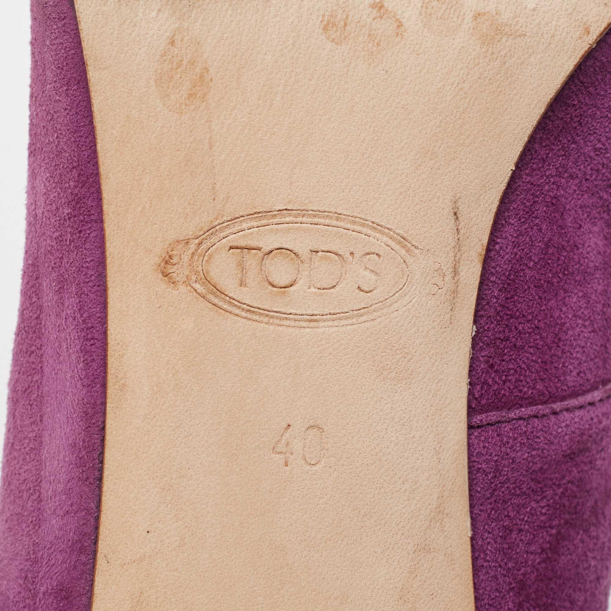 Tod's Purple Suede Buckle Pumps Size 40 For Sale 4
