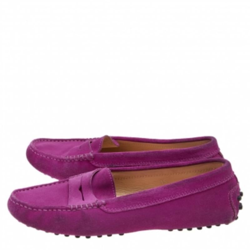 Violet Tod's Purple Suede Penny Slip On Loafers Size 36 en vente