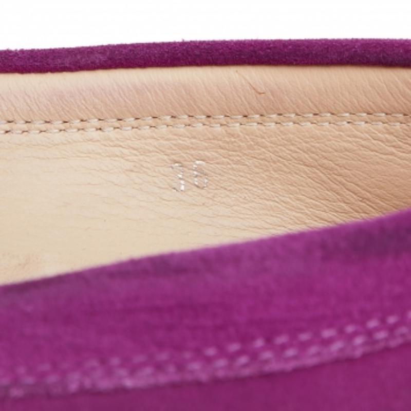Tod's Purple Suede Penny Slip On Loafers Size 36 en vente 1