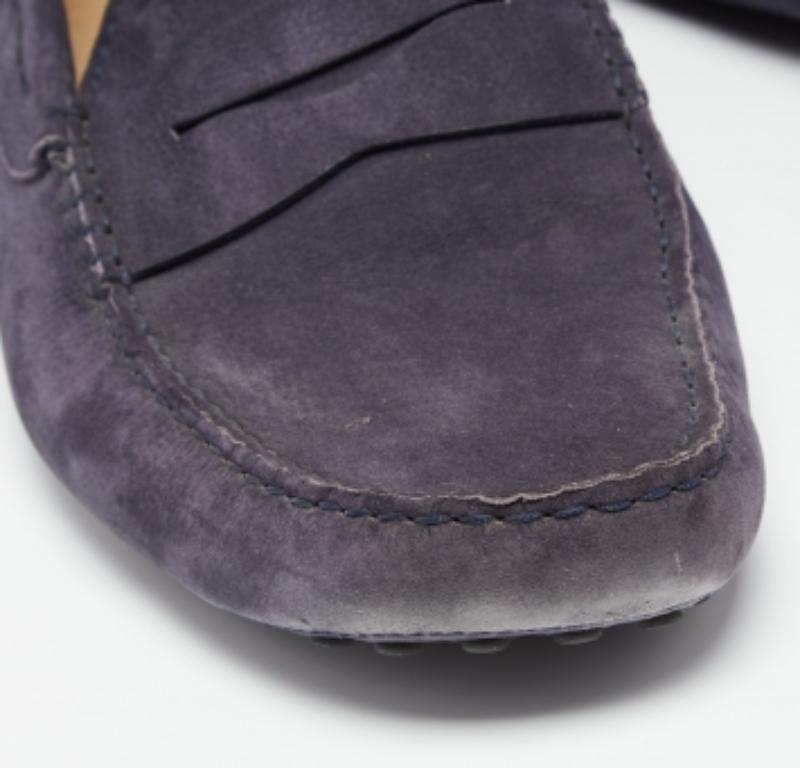 Tod's Mocassins en daim violet Taille 44.5 Pour hommes en vente