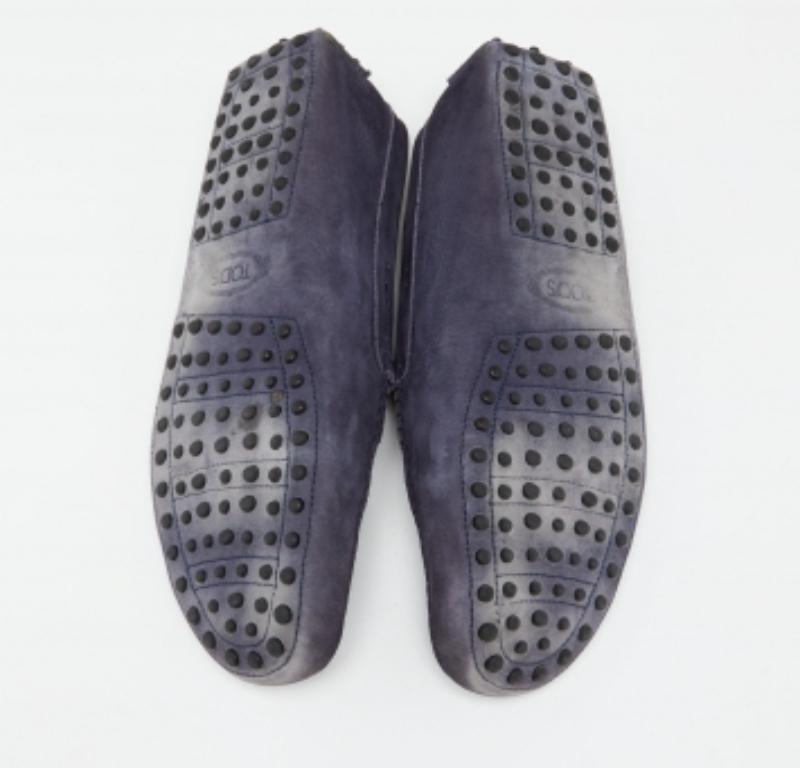 Tod's Mocassins en daim violet Taille 44.5 en vente 3
