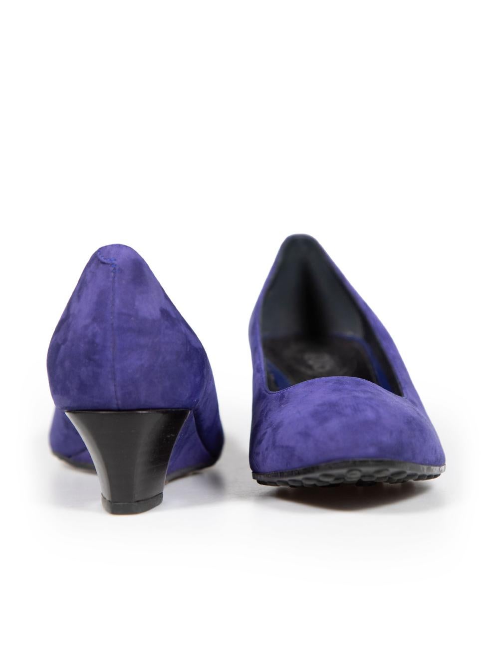 Tod's Purple Suede Wedge Heels Size IT 37 In Excellent Condition For Sale In London, GB