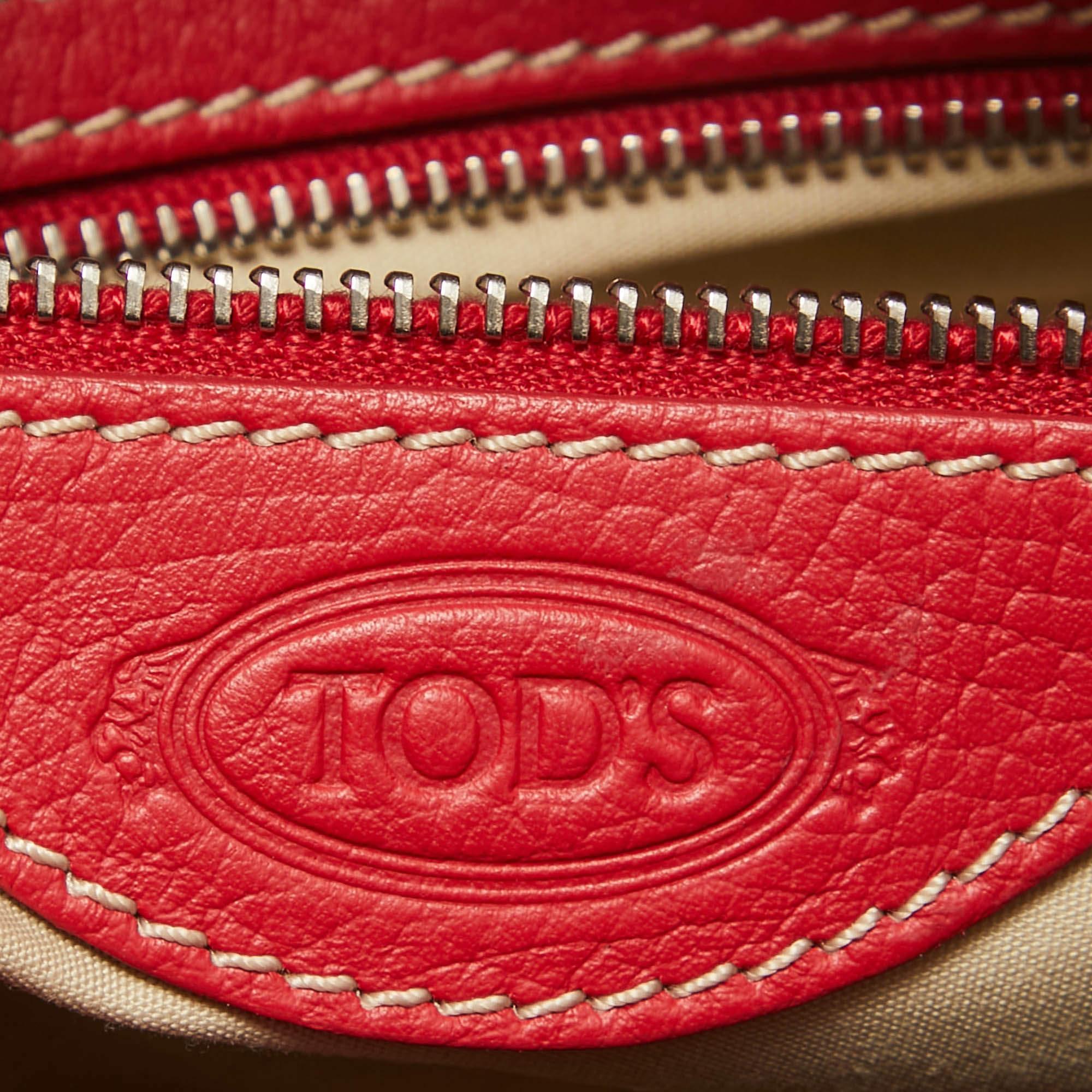 Tod's Red Leather Milky Hobo 4