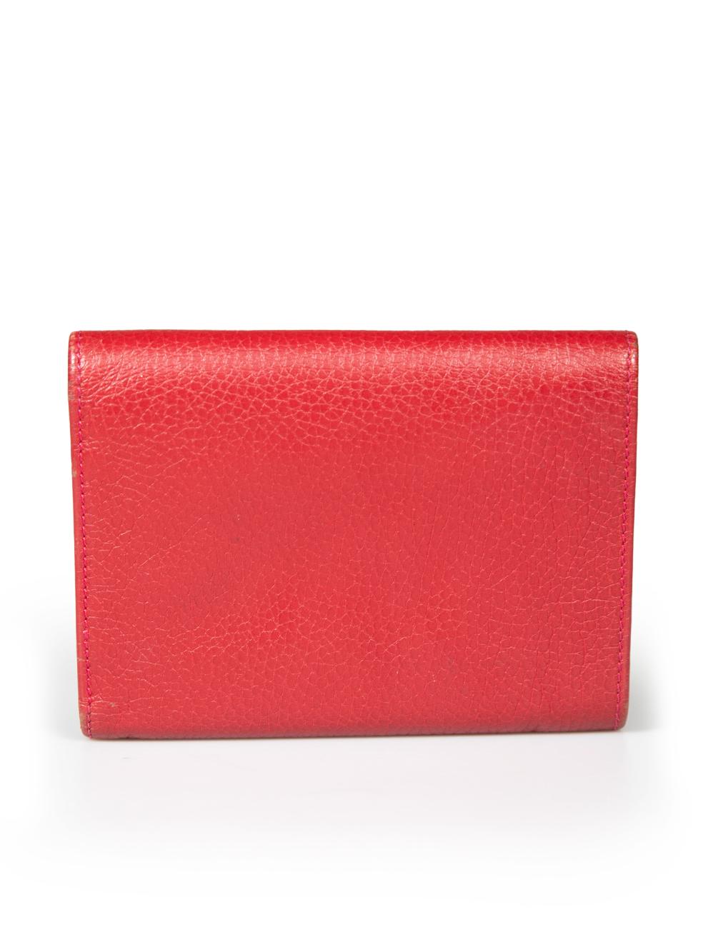 Tod's Red Leather Wallet In Good Condition For Sale In London, GB