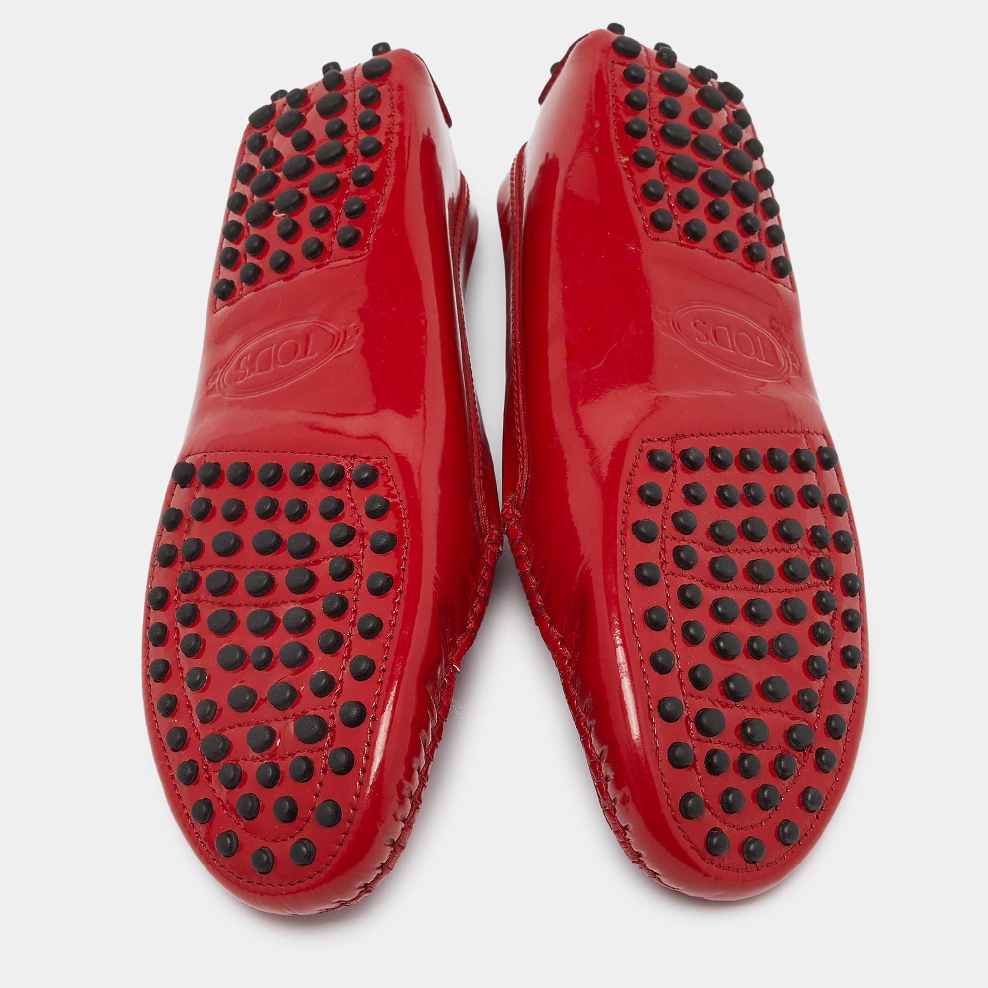 Tod's Red Patent Leather Penny Slip On Loafers Size 36.5 For Sale 2