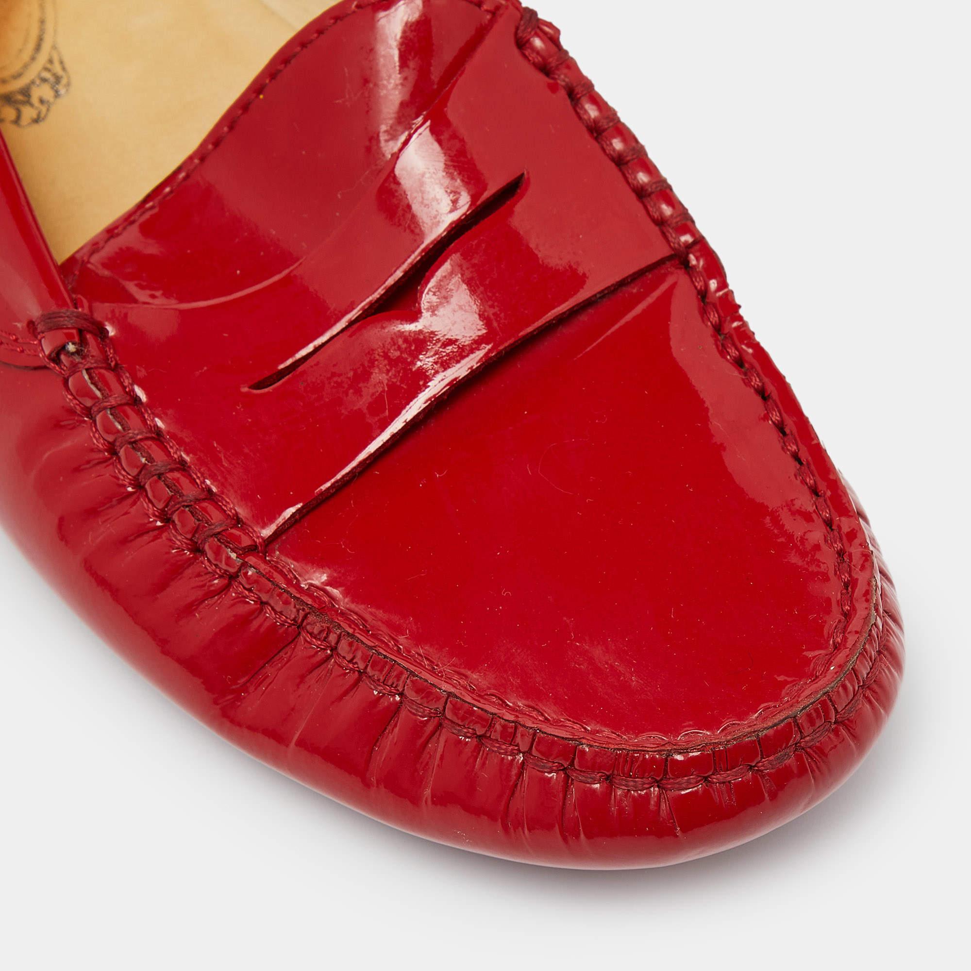 Tod's Red Patent Leather Penny Slip On Loafers Size 36.5 For Sale 3