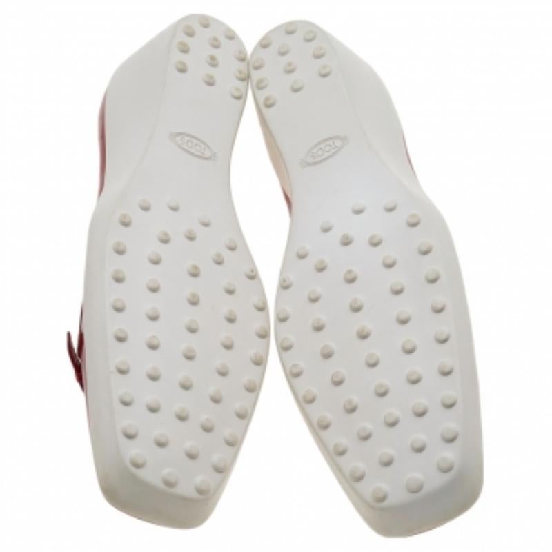 Tod's escarpins en cuir verni rouge taille 41 en vente 2