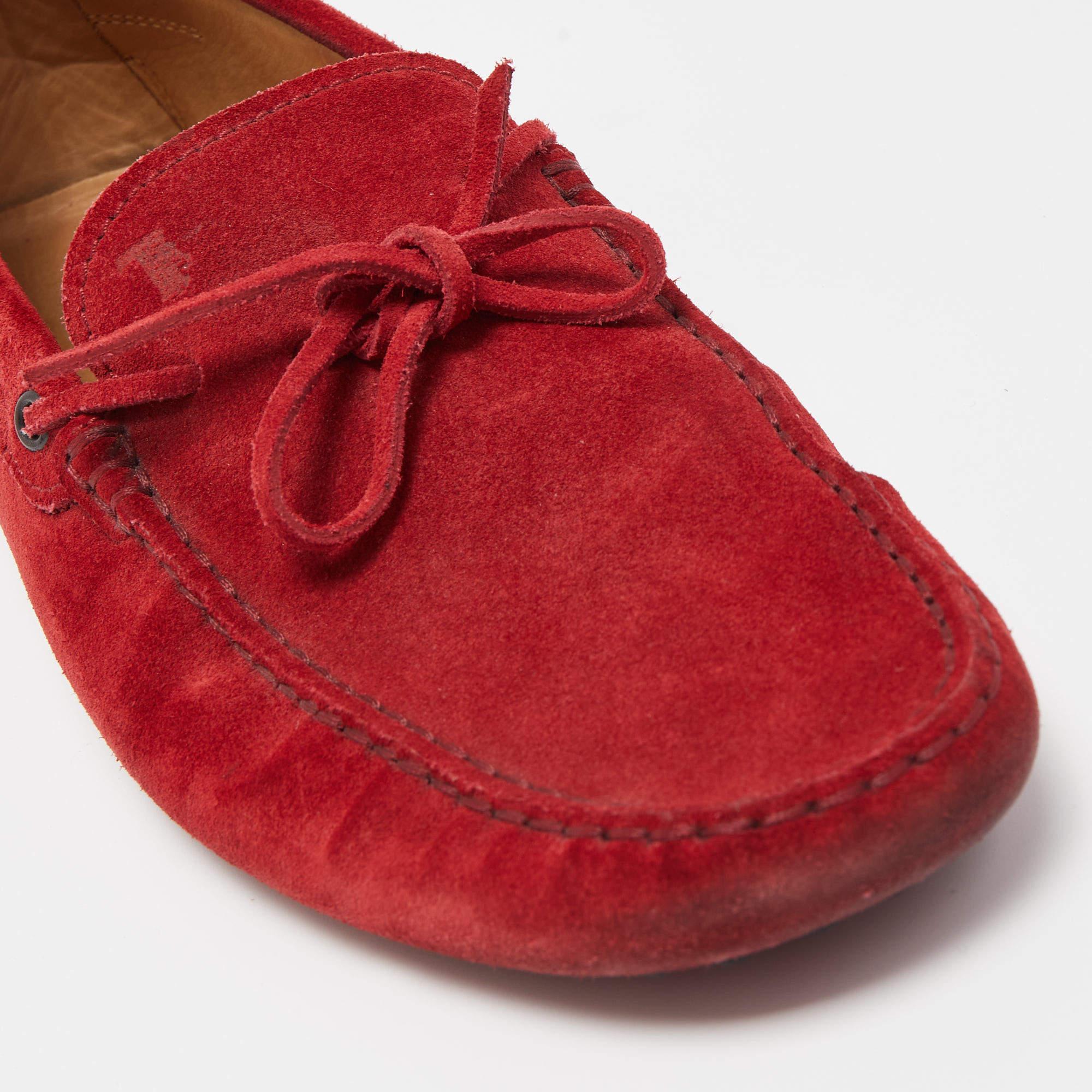 Tod's Red Suede Bow Detail Driving Loafers Size 42.5 For Sale 4