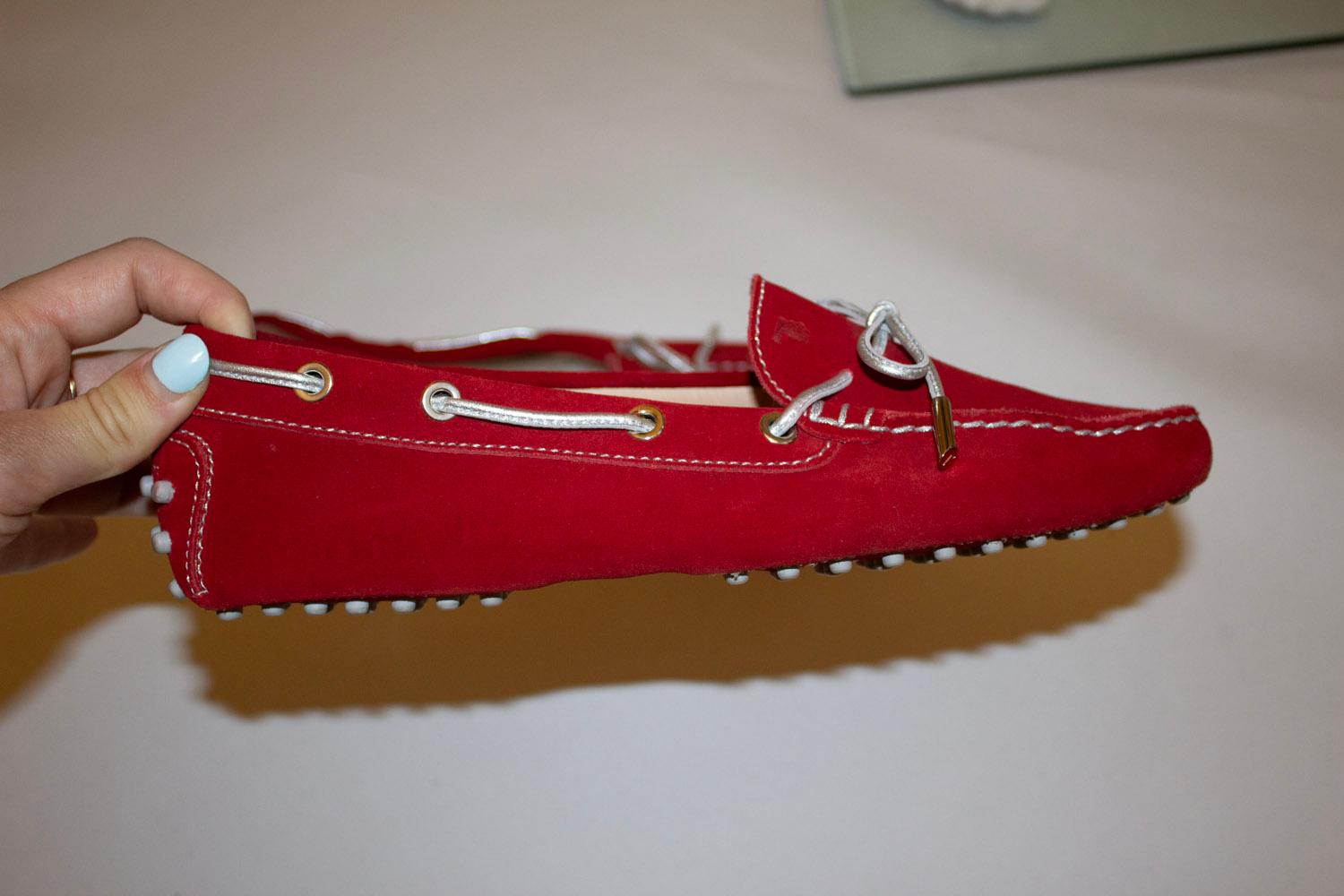 Tods Red Suede Loafers with Silver Leather thread Detail For Sale 2