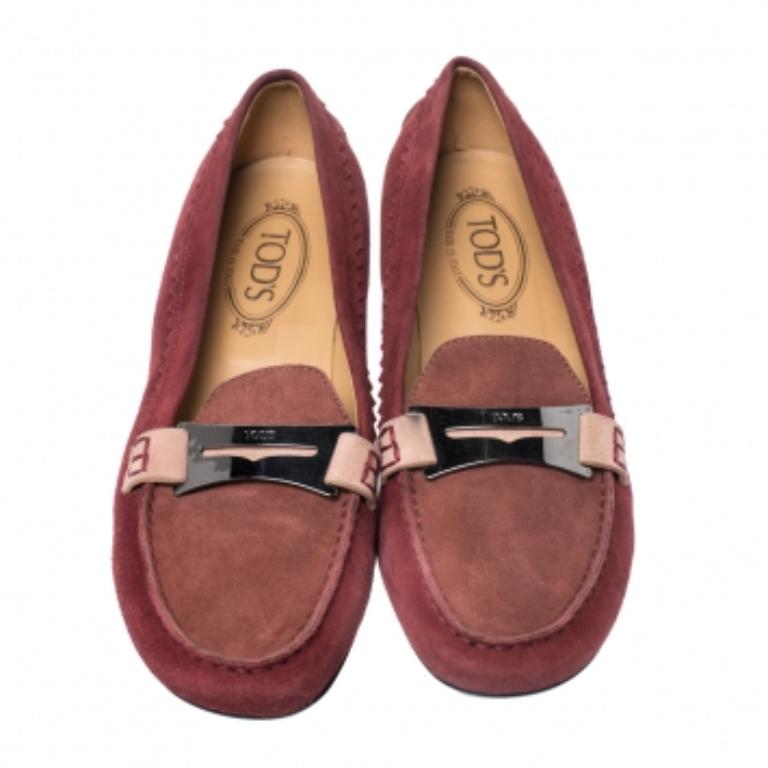 Tod's - Penny Loafers en daim rouge - Taille 40 Pour femmes en vente
