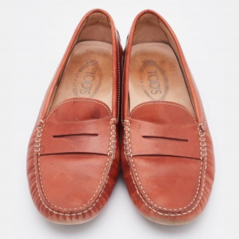 Tod's Rust Orange Leather City Gommino Slip On Loafers Size 40 For Sale 4
