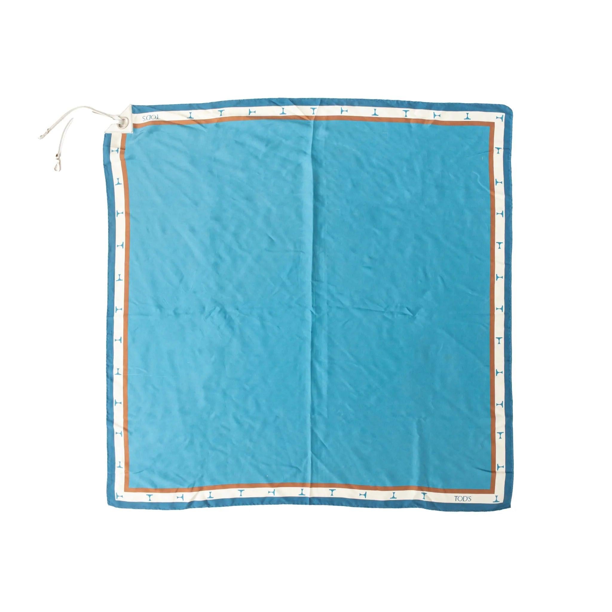 Donna Vestito con sciarpa di Tod's - anni '10 in vendita