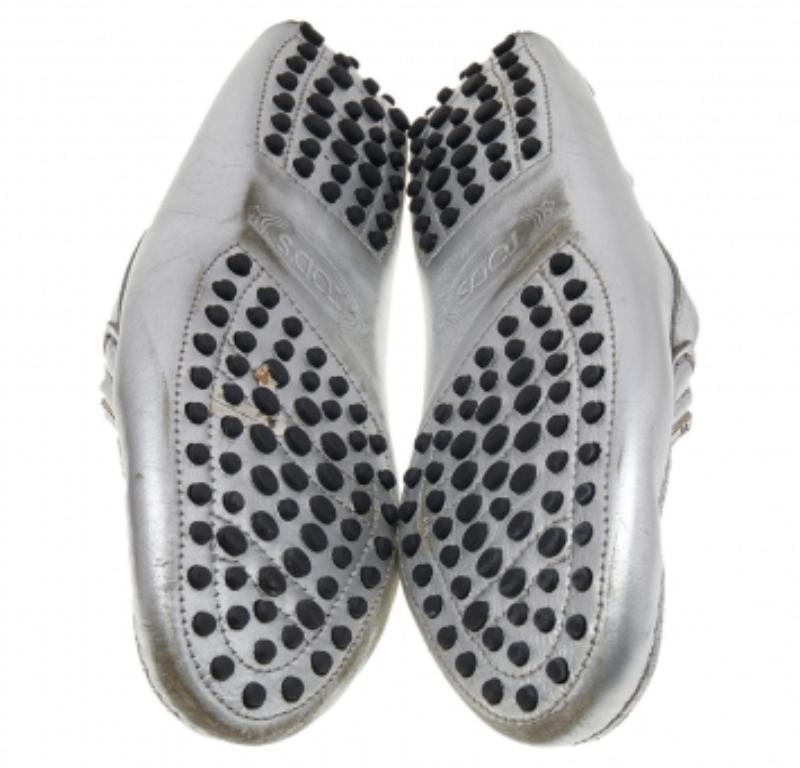 Tod's Silver Leather Slip on Loafers Taglia 36 1