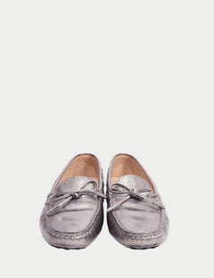 Tod’s Silver Metallic Leather Gommino Driving Loafers - EU 38.5
